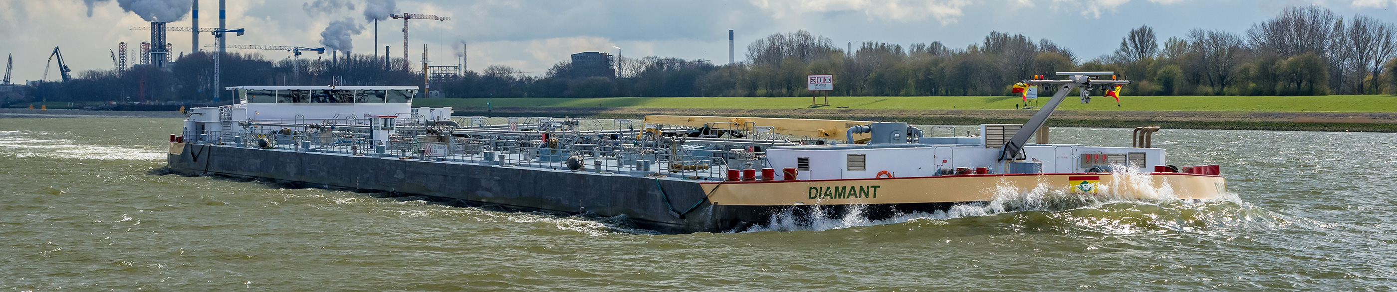 bunker barge Diamand